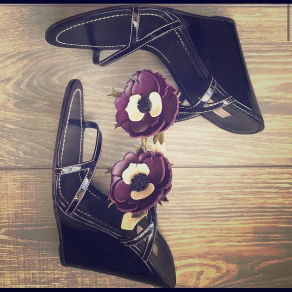 Unique Designer Prada Black Patent Leather Wedge. - Picture 1 of 3